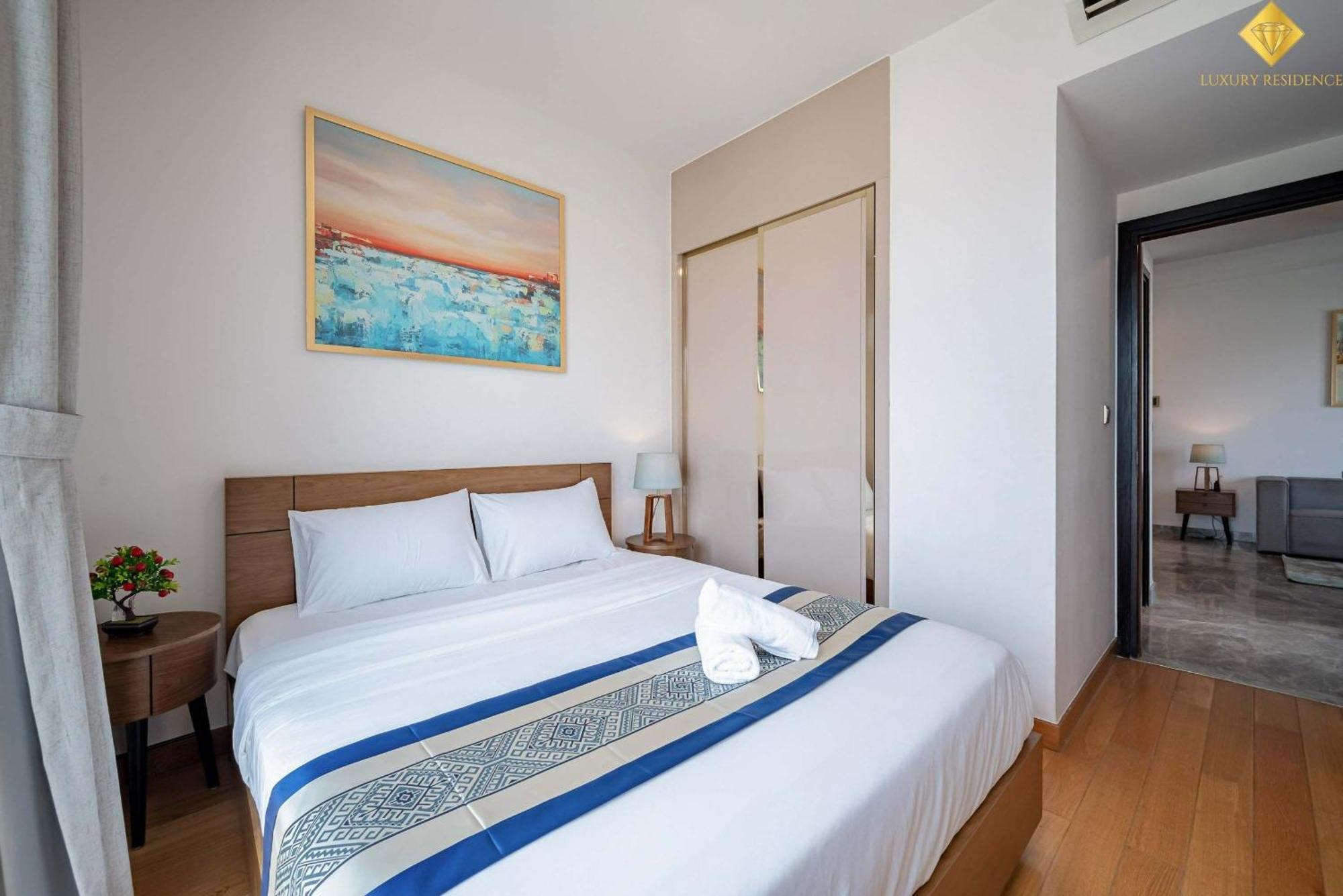 D1Mension Riverside - Angia Hospitality Хошимин Экстерьер фото