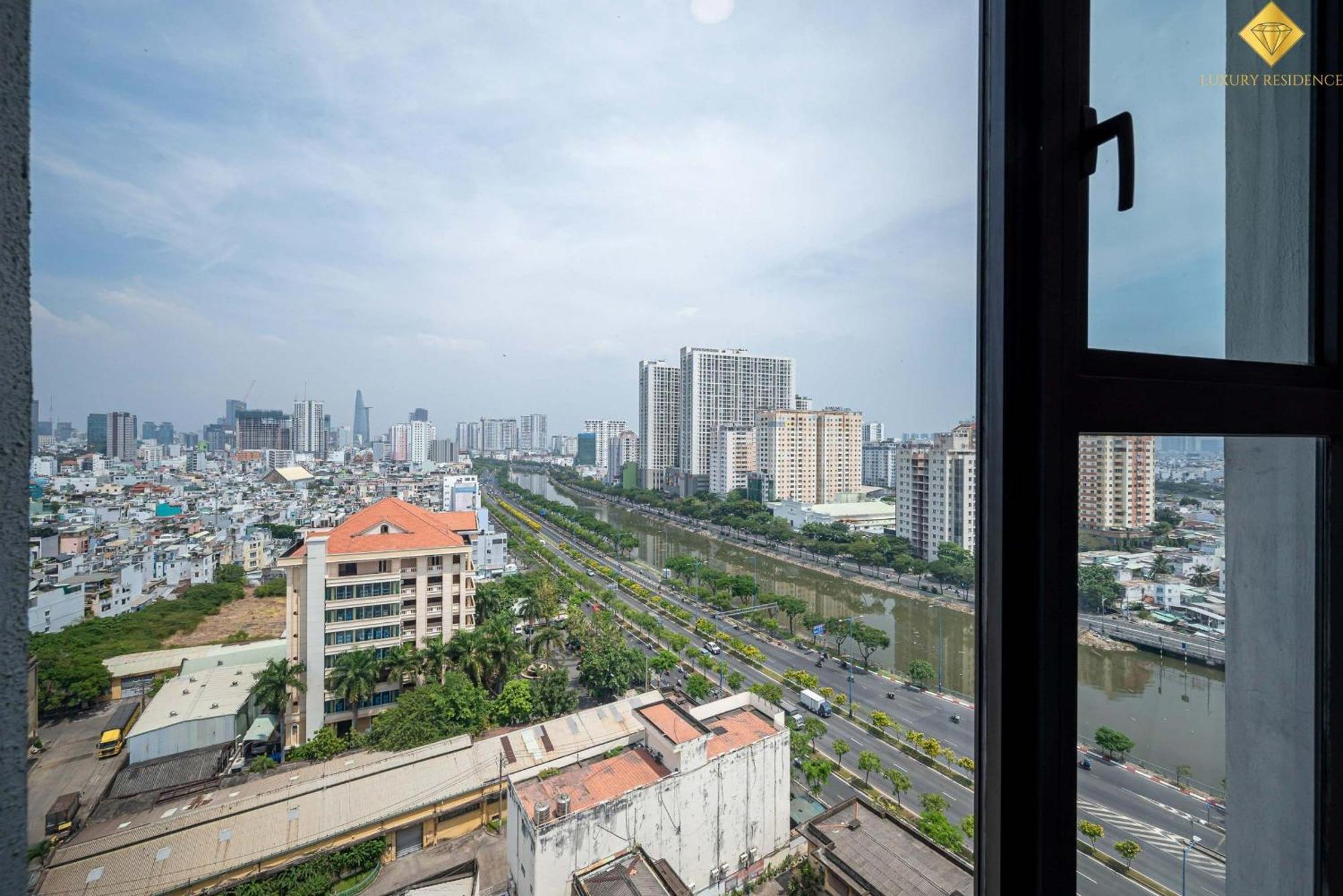 D1Mension Riverside - Angia Hospitality Хошимин Экстерьер фото