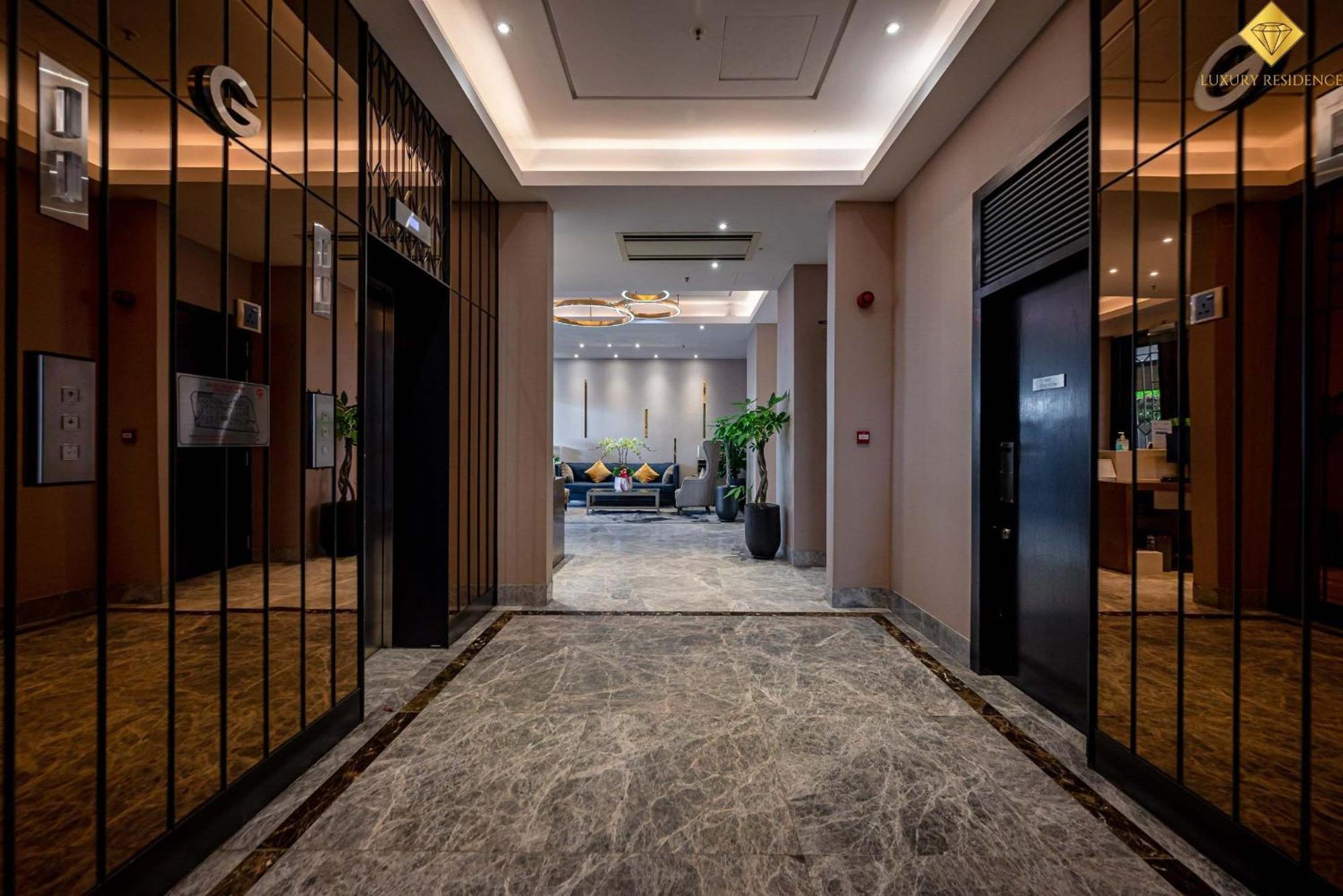 D1Mension Riverside - Angia Hospitality Хошимин Экстерьер фото