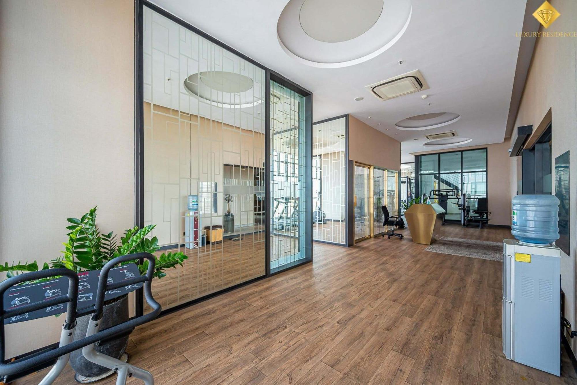 D1Mension Riverside - Angia Hospitality Хошимин Экстерьер фото